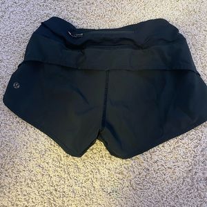black lulu shorts